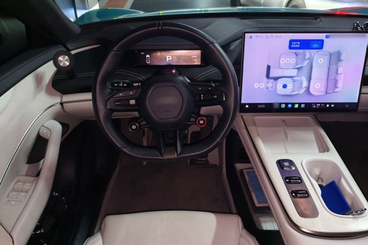 Used Xiaomi Auto SU7 2024 Rear-Drive Long-Range Intelligent Driving Version Steering Wheel