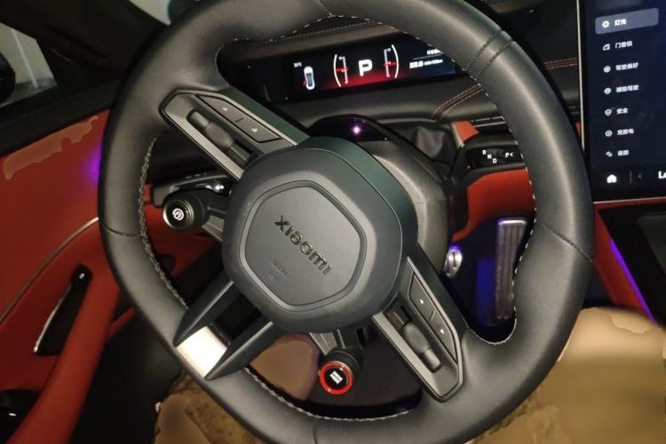 Used Xiaomi Auto SU7 2024 Four-Wheel Drive Ultra-Long Range Advanced Intelligent Driving Max Edition Steering Wheel