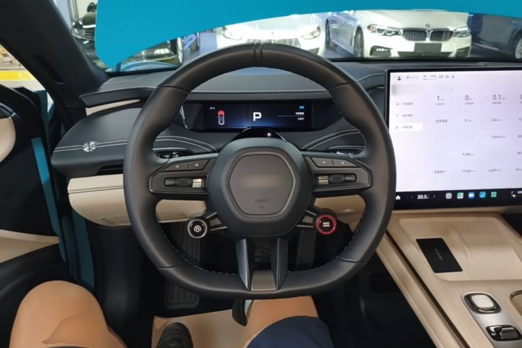Used Xiaomi Auto SU7 2024 Rear-Drive Ultra-Long Range Advanced Pro-Level Intelligent Driving Version Steering Wheel