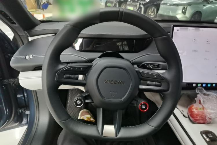 Used Xiaomi Auto SU7 2024 Rear-Drive Ultra-Long Range Advanced Pro-Level Intelligent Driving Version Steering Wheel