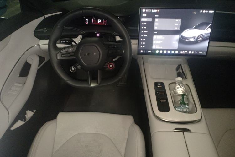 Used Xiaomi Auto SU7 2024 Rear-Drive Long-Range Intelligent Driving Version Steering Wheel