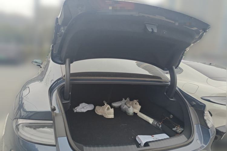 Used Xiaomi Auto SU7 2024 Four-Wheel Drive Ultra-Long Range Advanced Intelligent Driving Max Edition Trunk