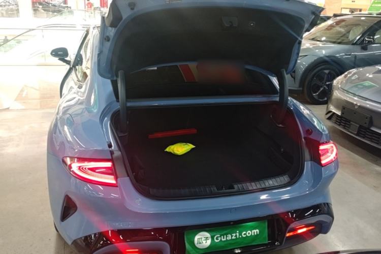 Used Xiaomi Auto SU7 2024 Rear-Drive Long-Range Intelligent Driving Version Trunk