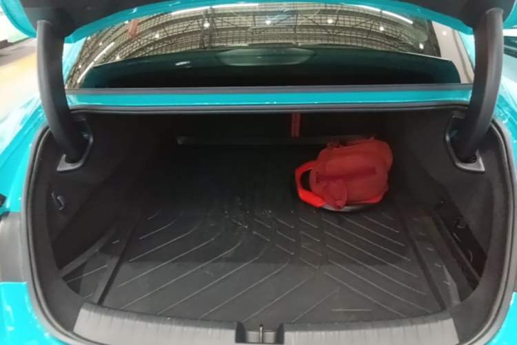 Used Xiaomi Auto SU7 2024 Rear-Drive Ultra-Long Range Advanced Pro-Level Intelligent Driving Version Trunk