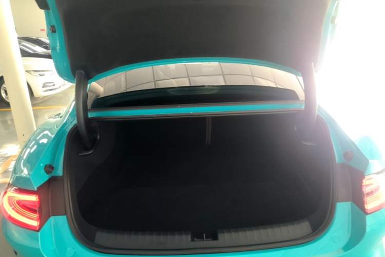 Used Xiaomi Auto SU7 2024 Rear-Drive Long-Range Intelligent Driving Version Trunk