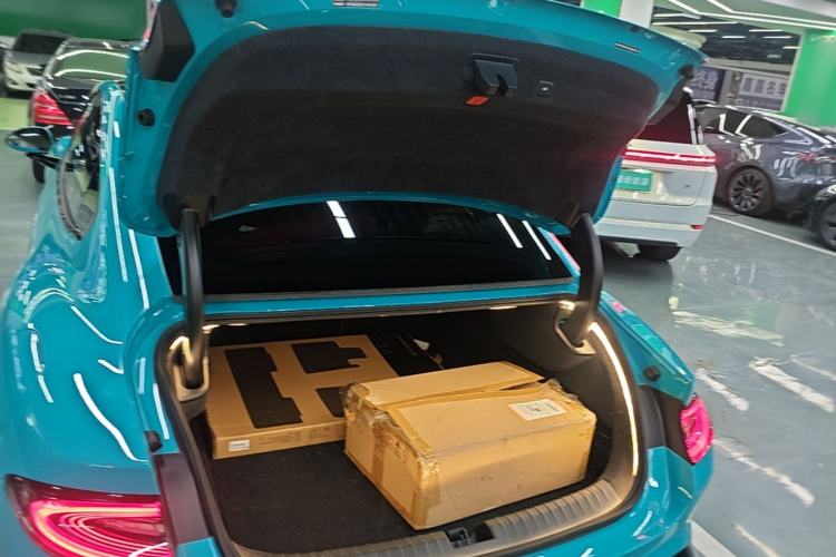 Used Xiaomi Auto SU7 2024 Rear-Drive Long-Range Intelligent Driving Version Trunk
