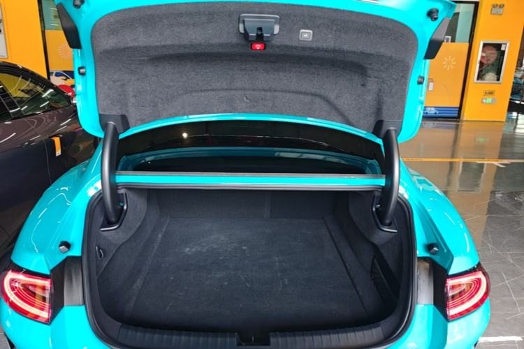 Used Xiaomi Auto SU7 2024 Rear-Drive Long-Range Intelligent Driving Version Trunk