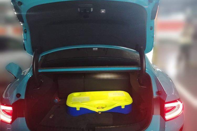 Used Xiaomi Auto SU7 2024 Four-Wheel-Drive Max Founder's Edition Trunk