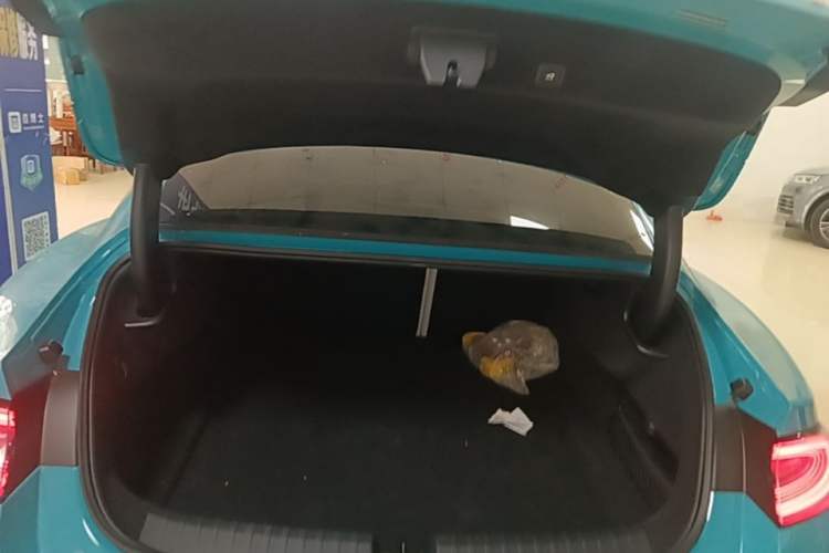 Used Xiaomi Auto SU7 2024 Rear-Drive Ultra-Long Range Advanced Pro-Level Intelligent Driving Version Trunk