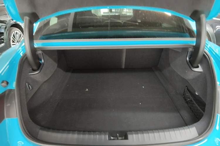 Used Xiaomi Auto SU7 2024 Rear-Drive Standard Founder Edition Trunk