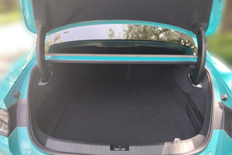 Used Xiaomi Auto SU7 2024 Rear-Drive Ultra-Long Range Advanced Pro-Level Intelligent Driving Version Trunk