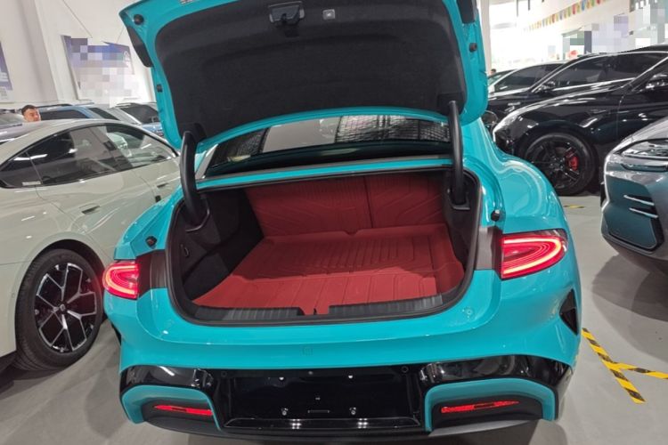Used Xiaomi Auto SU7 2024 Rear-Drive Long-Range Intelligent Driving Version Trunk