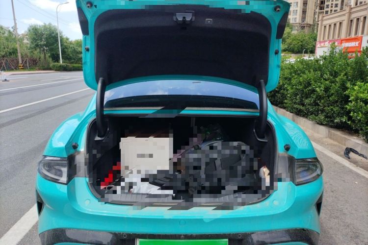Used Xiaomi Auto SU7 2024 Rear-Drive Long-Range Intelligent Driving Version Trunk