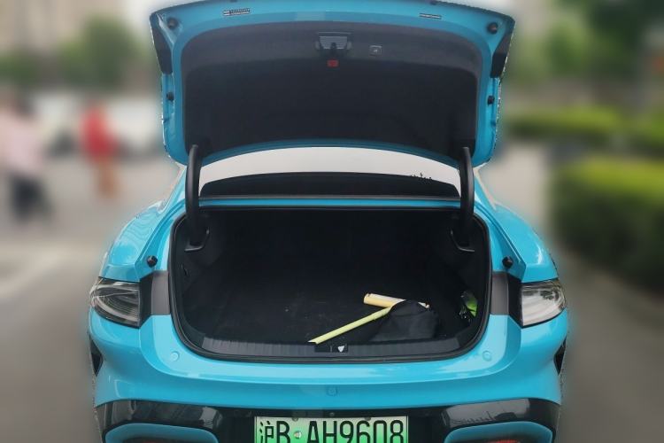 Used Xiaomi Auto SU7 2024 Rear-Drive Long-Range Intelligent Driving Version Trunk