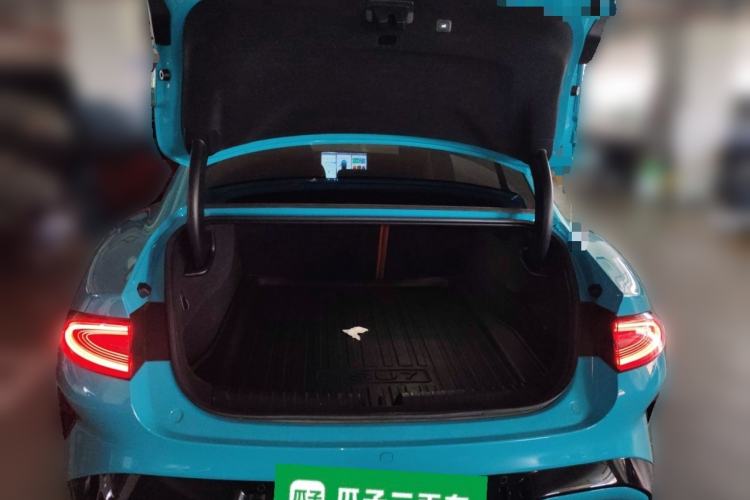 Used Xiaomi Auto SU7 2024 Rear-Drive Long-Range Intelligent Driving Version Trunk
