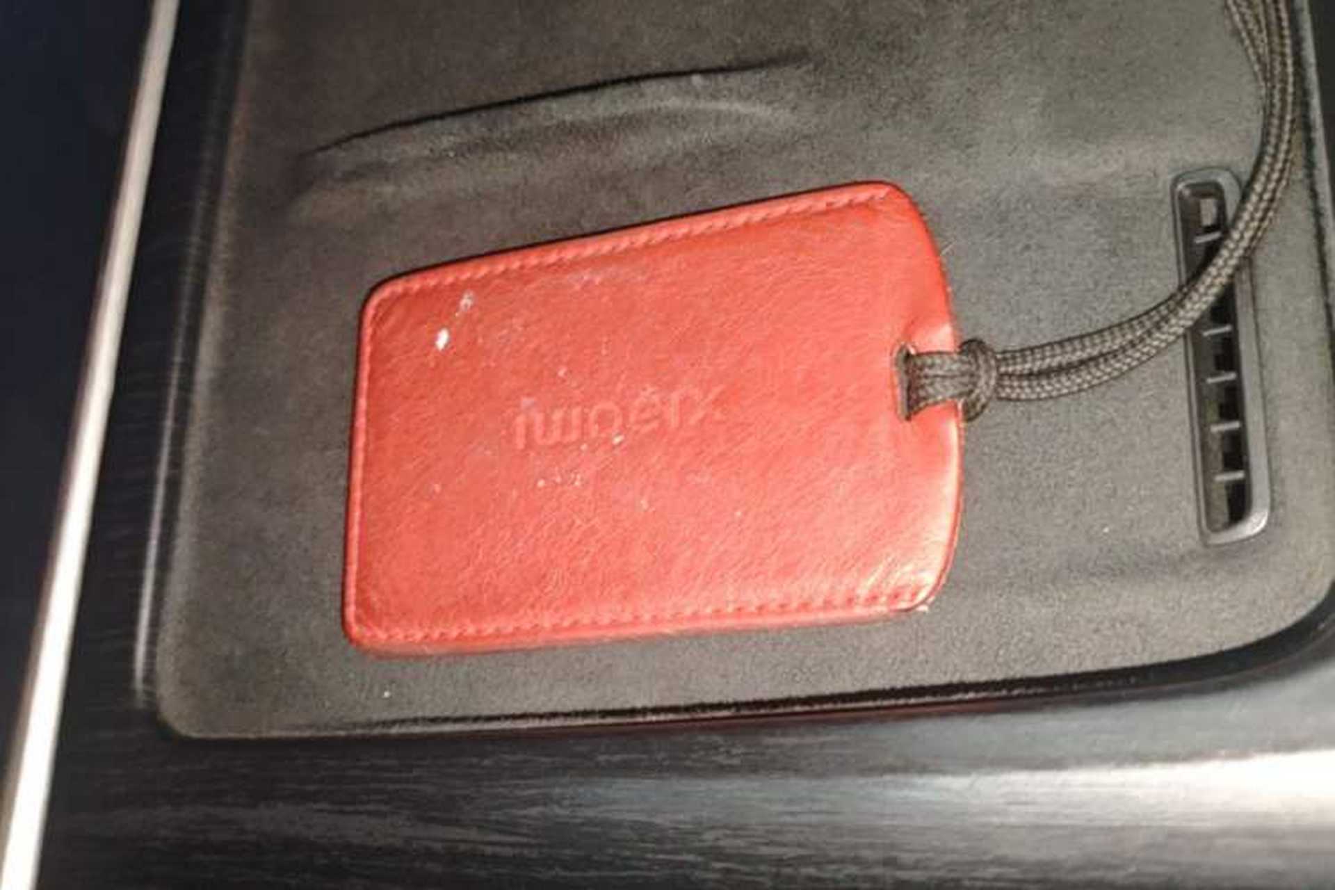 Used Xiaomi Auto SU7 2024 Rear-Drive Long-Range Intelligent Driving Version Vehicle Key