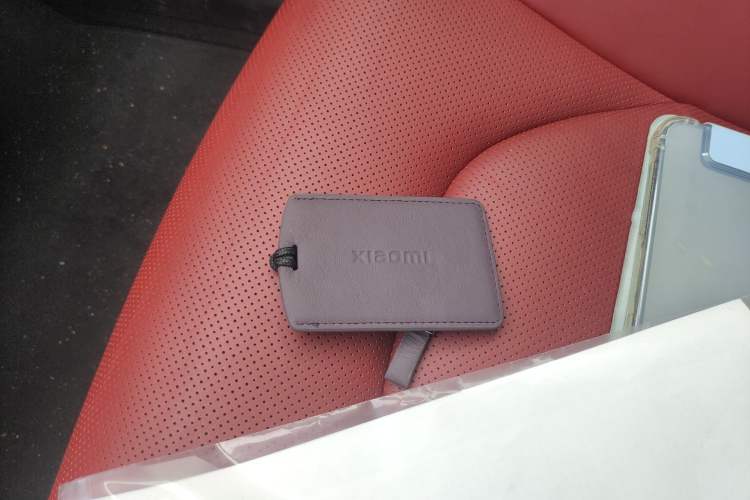 Used Xiaomi Auto SU7 2024 Rear-Drive Long-Range Intelligent Driving Version Vehicle Key