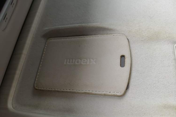 Used Xiaomi Auto SU7 2024 Rear-Drive Long-Range Intelligent Driving Version Vehicle Key