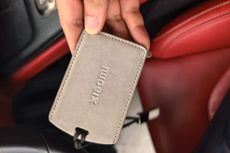 Used Xiaomi Auto SU7 2024 Rear-Drive Long-Range Intelligent Driving Version Vehicle Key
