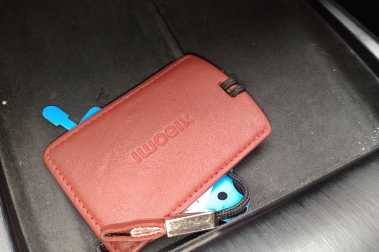 Used Xiaomi Auto SU7 2024 Rear-Drive Long-Range Intelligent Driving Version Vehicle Key