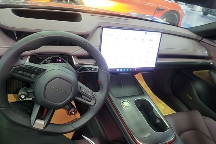 Used Xiaomi Auto SU7 2024 Four-Wheel Drive Ultra-Long Range Advanced Intelligent Driving Max Edition Center Console