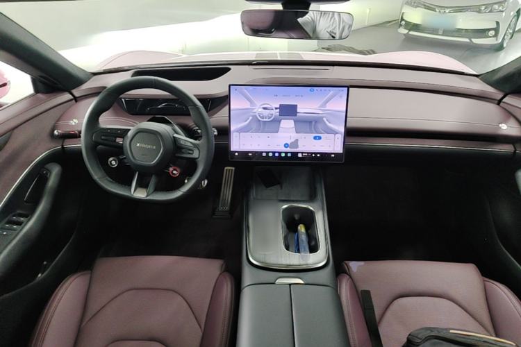Used Xiaomi Auto SU7 2024 Four-Wheel Drive Ultra-Long Range Advanced Intelligent Driving Max Edition Center Console
