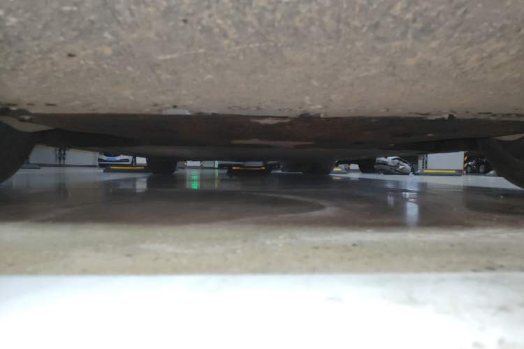 Used Xiaomi Auto SU7 2024 Rear-Drive Long-Range Intelligent Driving Version Chassis Front