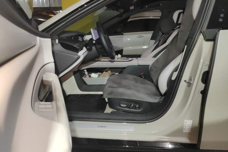 Used Xiaomi Auto SU7 2024 Rear-Drive Long-Range Intelligent Driving Version Driver Seat