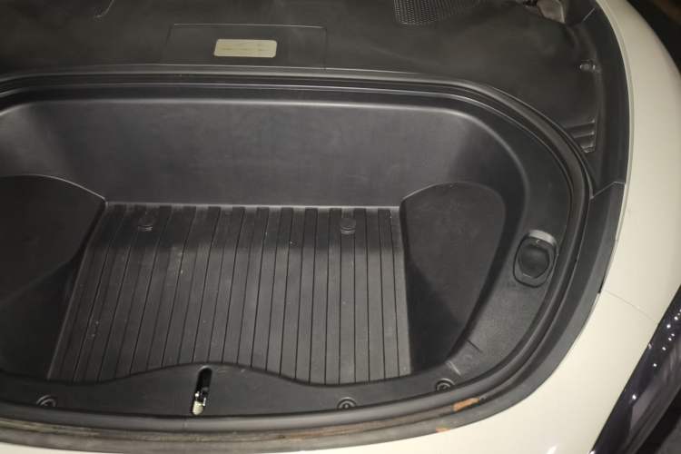 Used Xiaomi Auto SU7 2024 Rear-Drive Ultra-Long Range Advanced Pro-Level Intelligent Driving Version Engine Bay Left