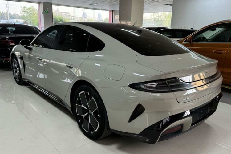 Used Xiaomi Auto SU7 2024 Rear-Drive Long-Range Intelligent Driving Version Exterior 5
