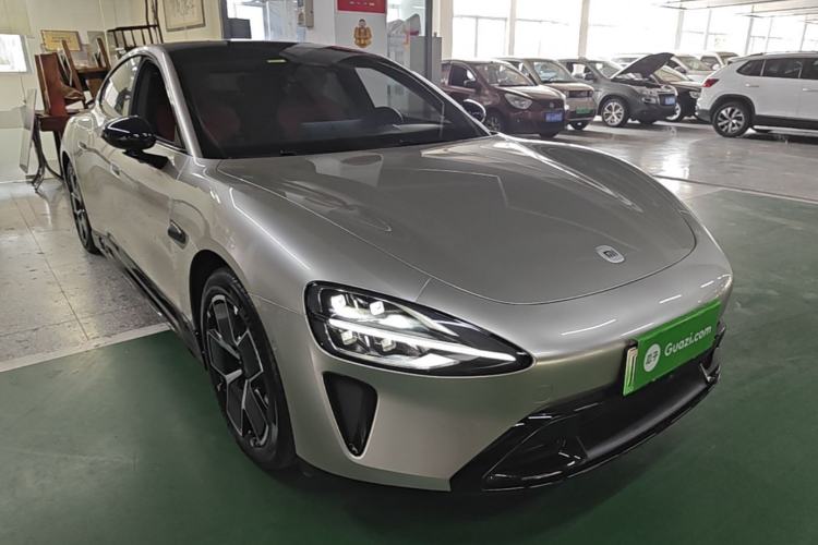 Used Xiaomi Auto SU7 2024 Rear-Drive Long-Range Intelligent Driving Version Front Right 45 Deg