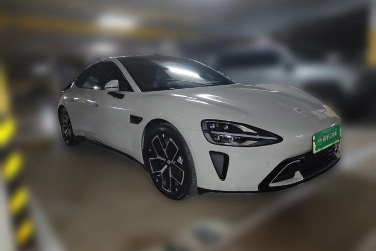 Used Xiaomi Auto SU7 2024 Rear-Drive Long-Range Intelligent Driving Version Front Right 45 Deg