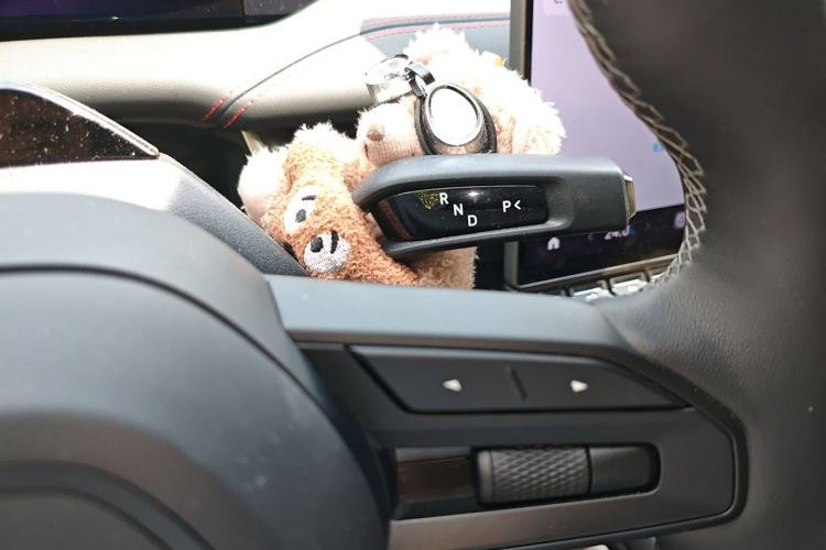Used Xiaomi Auto SU7 2024 Rear-Drive Ultra-Long Range Advanced Pro-Level Intelligent Driving Version Gear Lever