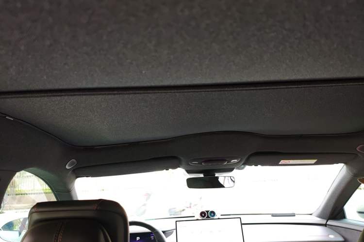 Used Xiaomi Auto SU7 2024 Rear-Drive Ultra-Long Range Advanced Pro-Level Intelligent Driving Version Headliner