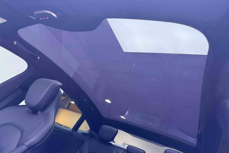 Used Xiaomi Auto SU7 2024 Four-Wheel Drive Ultra-Long Range Advanced Intelligent Driving Max Edition Headliner