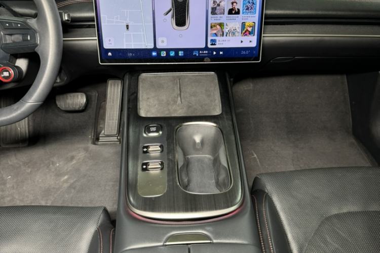 Used Xiaomi Auto SU7 2024 Rear-Drive Long-Range Intelligent Driving Version Interior 11