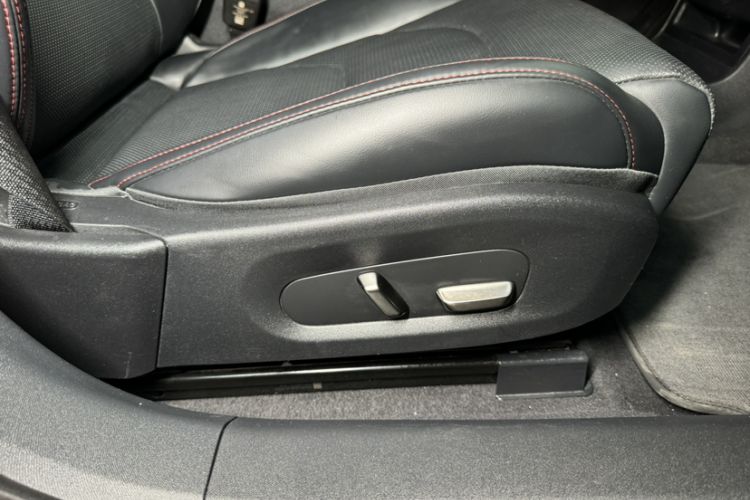 Used Xiaomi Auto SU7 2024 Rear-Drive Long-Range Intelligent Driving Version Interior 12