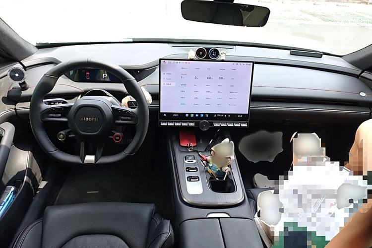 Used Xiaomi Auto SU7 2024 Rear-Drive Ultra-Long Range Advanced Pro-Level Intelligent Driving Version Interior 2
