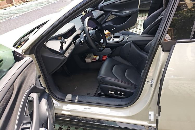 Used Xiaomi Auto SU7 2024 Rear-Drive Ultra-Long Range Advanced Pro-Level Intelligent Driving Version Interior 3