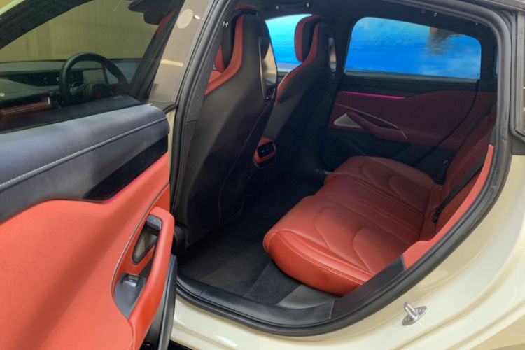 Used Xiaomi Auto SU7 2024 Rear-Drive Standard Founder Edition Interior 4