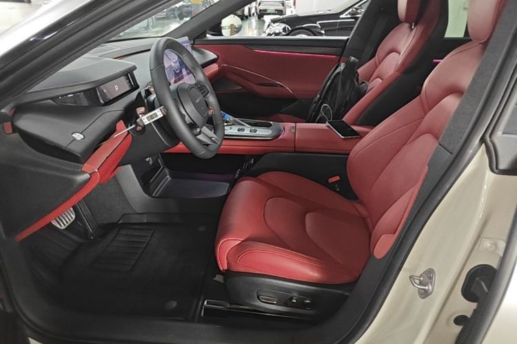 Used Xiaomi Auto SU7 2024 Rear-Drive Long-Range Intelligent Driving Version Left Front Seat