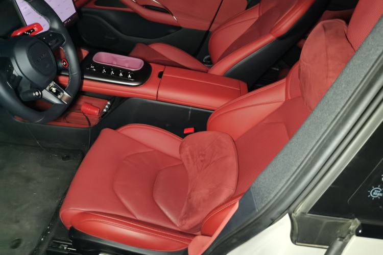 Used Xiaomi Auto SU7 2024 Rear-Drive Ultra-Long Range Advanced Pro-Level Intelligent Driving Version Left Front Seat