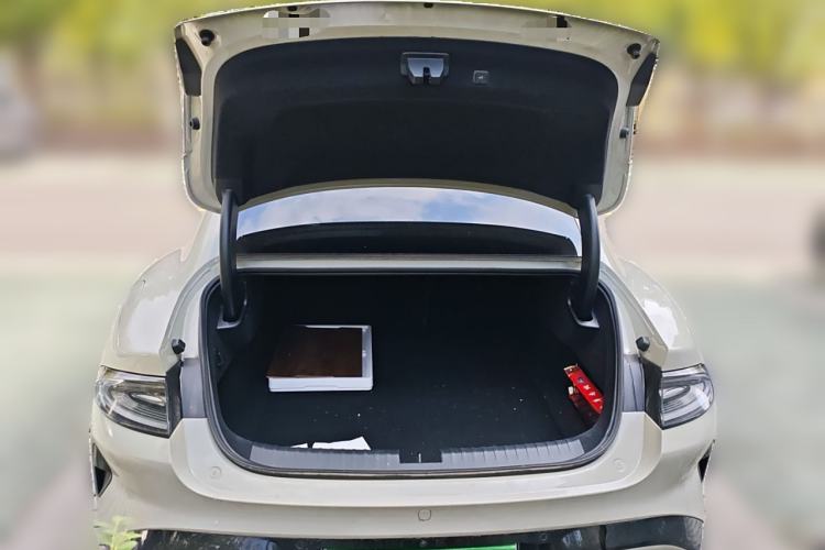 Used Xiaomi Auto SU7 2024 Rear-Drive Ultra-Long Range Advanced Pro-Level Intelligent Driving Version Trunk