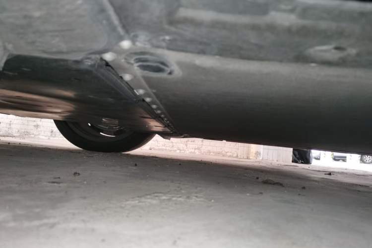 Used Xiaomi Auto SU7 2024 Rear-Drive Ultra-Long Range Advanced Pro-Level Intelligent Driving Version Chassis Rear Right