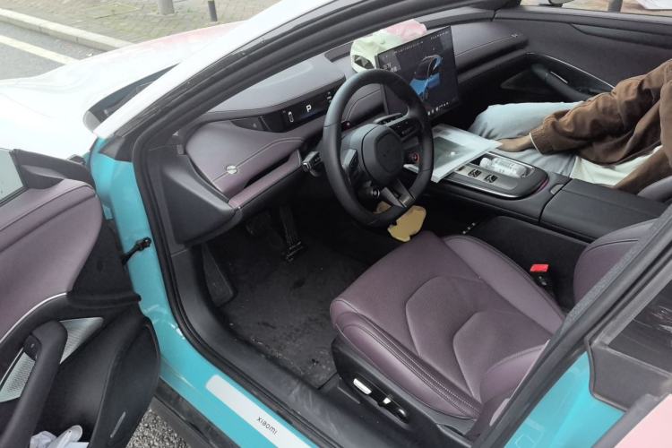 Used Xiaomi Auto SU7 2024 Rear-Drive Long-Range Intelligent Driving Version Driver Seat