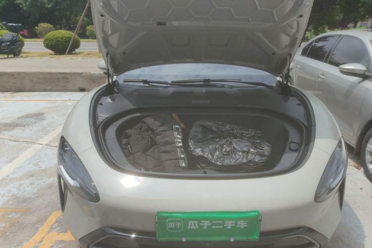 Used Xiaomi Auto SU7 2024 Rear-Drive Ultra-Long Range Advanced Pro-Level Intelligent Driving Version Engine Bay