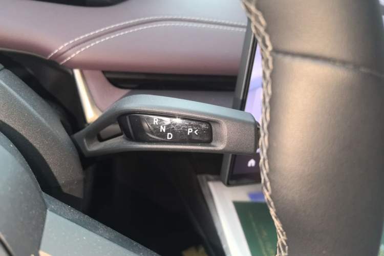 Used Xiaomi Auto SU7 2024 Rear-Drive Long-Range Intelligent Driving Version Gear Lever