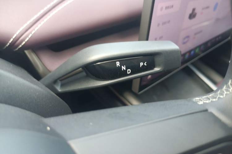 Used Xiaomi Auto SU7 2024 Four-Wheel Drive Ultra-Long Range Advanced Intelligent Driving Max Edition Gear Lever