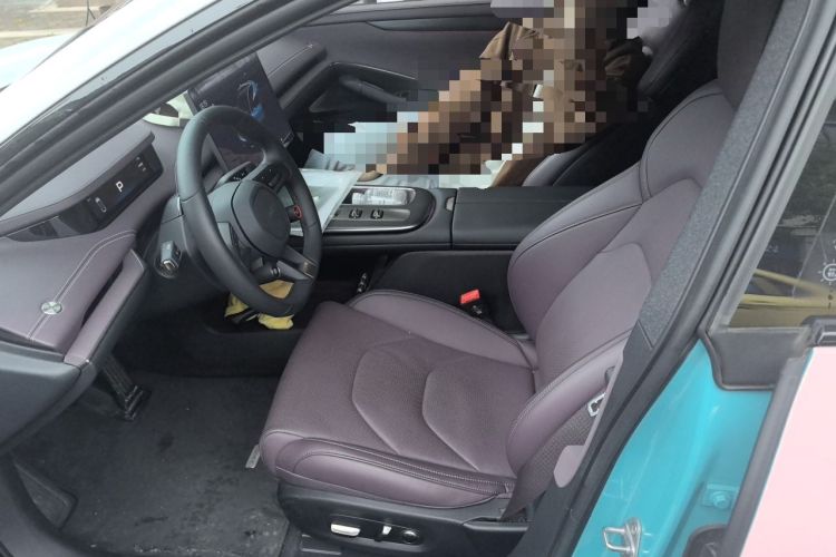 Used Xiaomi Auto SU7 2024 Rear-Drive Long-Range Intelligent Driving Version Left Front Seat
