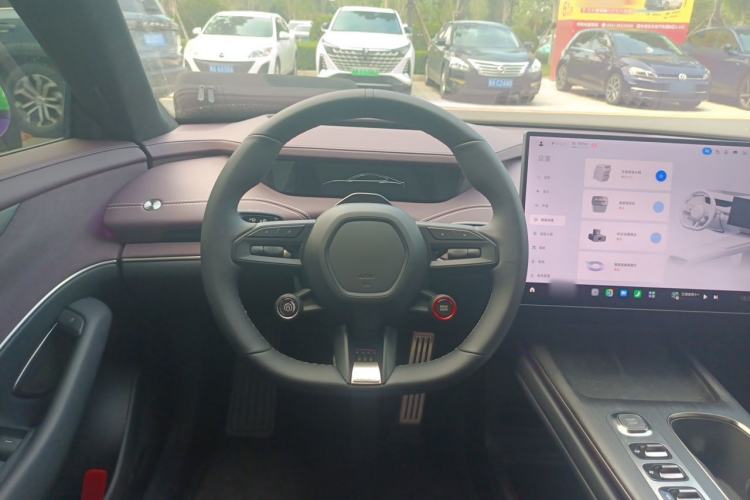 Used Xiaomi Auto SU7 2024 Four-Wheel Drive Ultra-Long Range Advanced Intelligent Driving Max Edition Steering Wheel